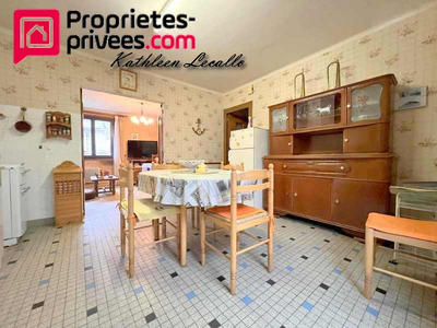 Maison - 112 m² - 7 pièces