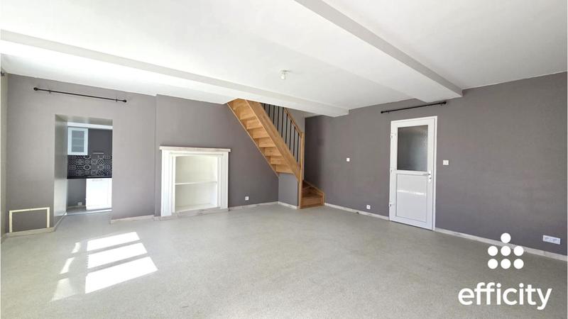 Maison - 96 m² - 5 pièces