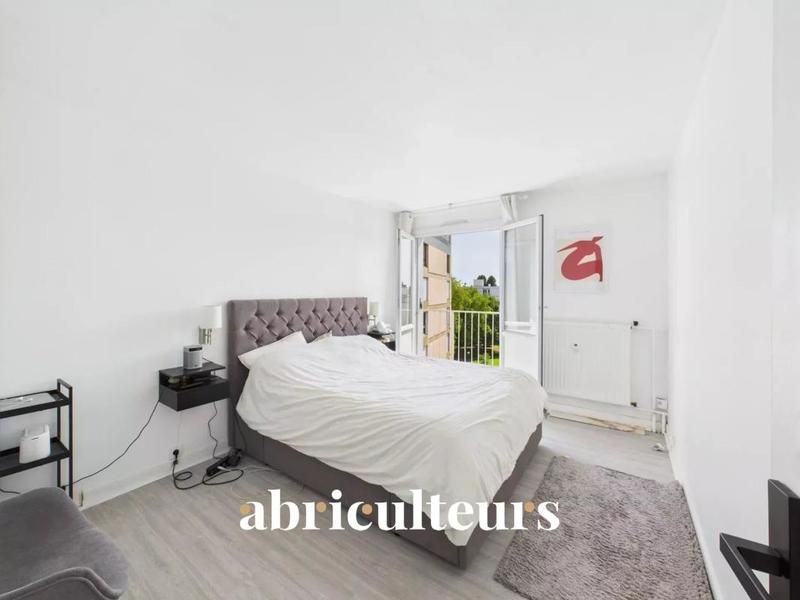 Appartement - 80 m² - 3 pièces
