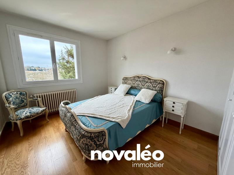 Appartement - 93 m² - 4 pièces