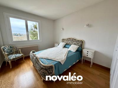 Appartement - 93 m² - 4 pièces