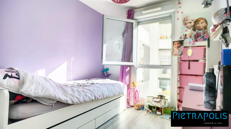 Appartement - 97 m² - 4 pièces