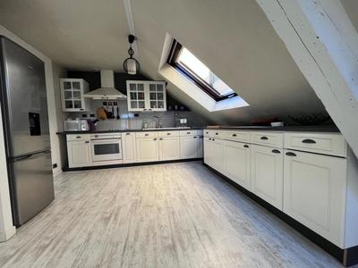 Appartement - 64 m² - 4 pièces