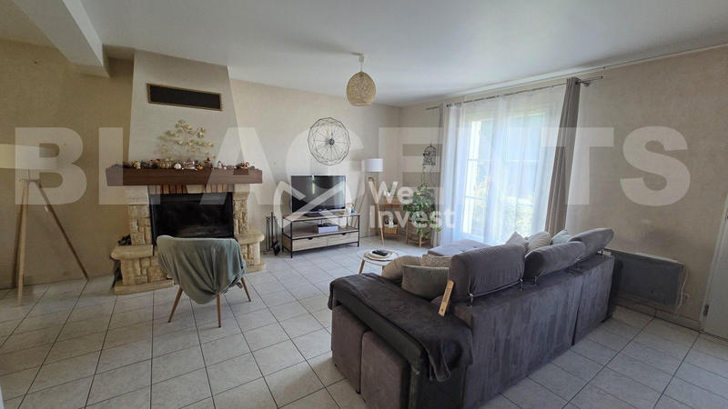 Maison - 139 m² - 8 pièces