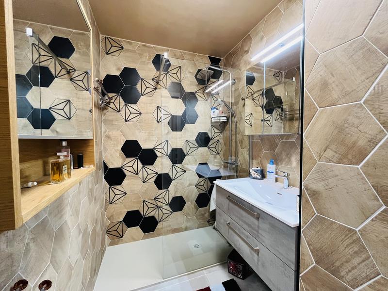 Appartement - 76 m² - 3 pièces