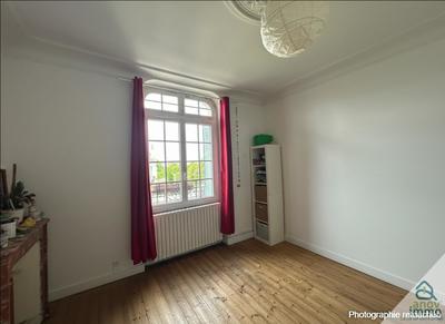 Maison de ville - 200 m² - 7 pièces