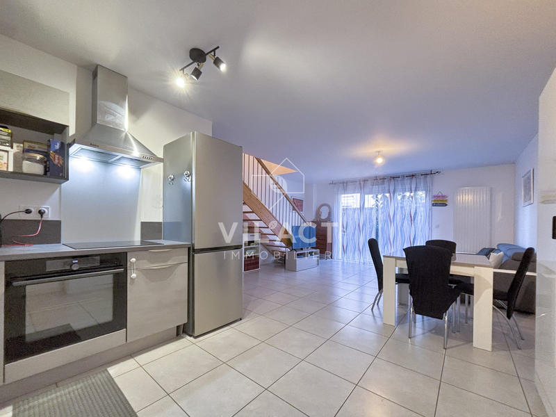 Maison - 77 m² - 4 pièces