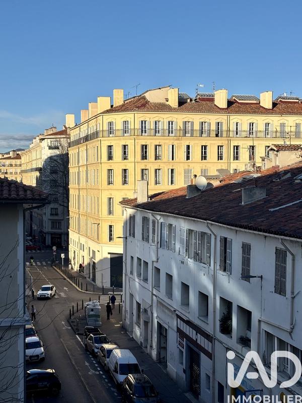 Appartement - 70 m² - 3 pièces