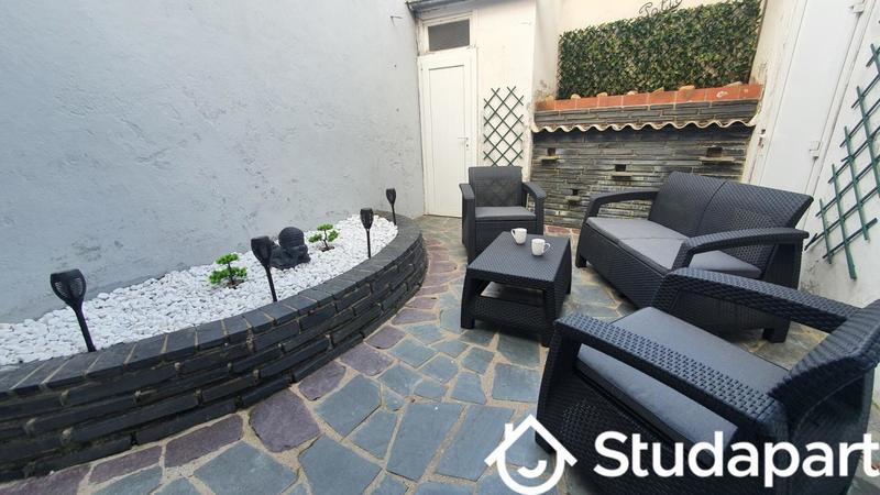 Chambre - 10 m² - 1 pièce