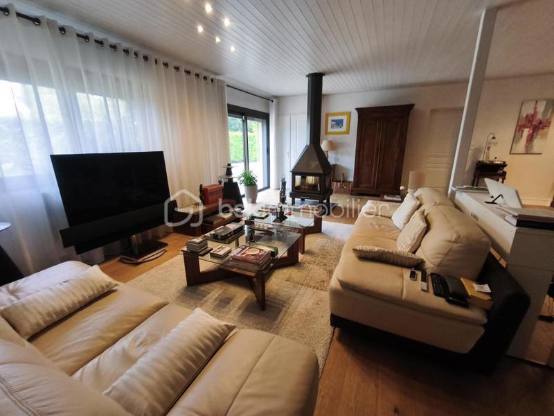 Longère - 221 m² - 10 pièces