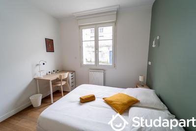 Chambre - 11 m² - 1 pièce