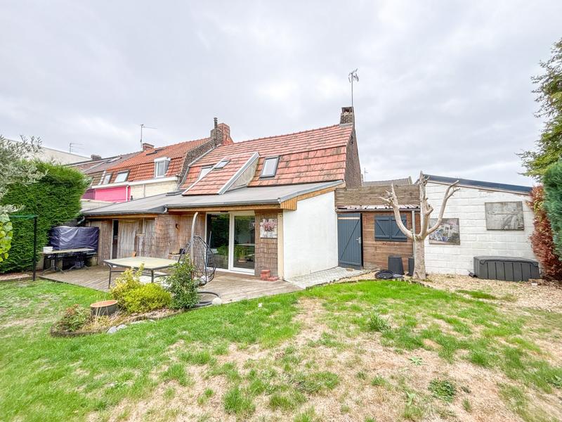 Maison - 110 m² - 5 pièces