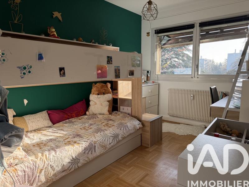 Appartement - 77 m² - 3 pièces