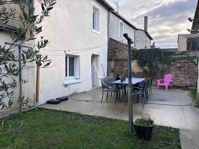 Maison - 85 m² - 4 pièces