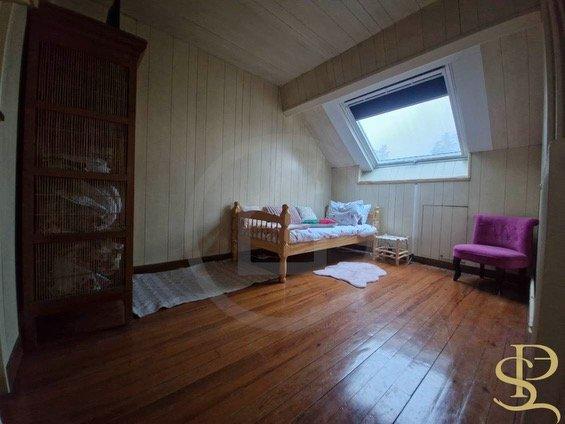 Maison - 150 m² - 7 pièces