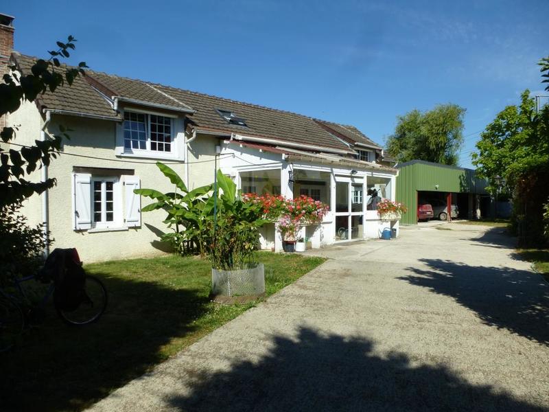 Maison - 138 m² - 5 pièces