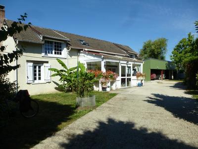 Maison - 138 m² - 5 pièces