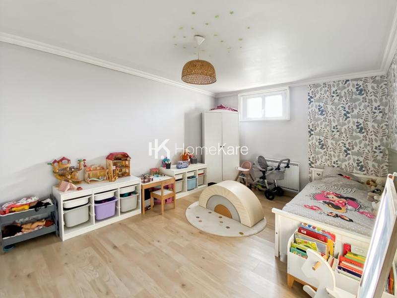 Maison - 175 m² - 6 pièces