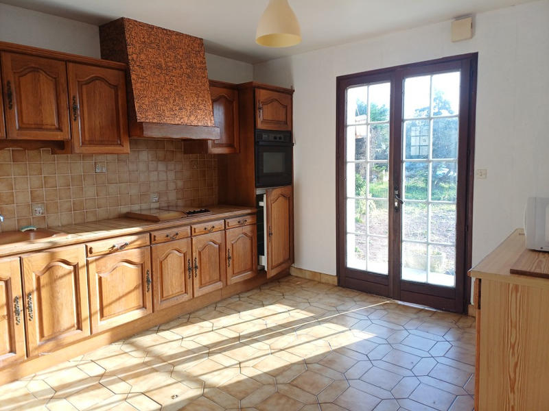 Maison - 80 m² - 5 pièces