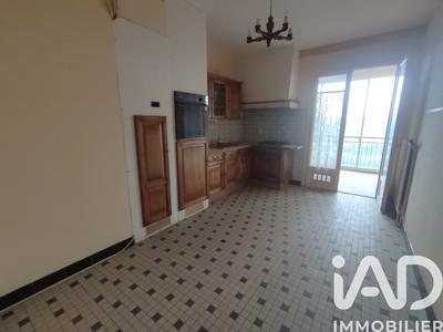 Appartement - 100 m² - 3 pièces