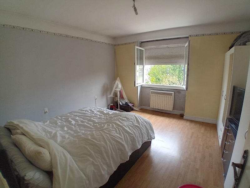 Immeuble - 259 m² - 7 pièces