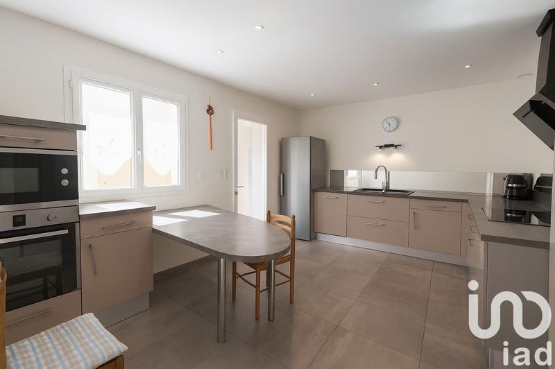 Maison - 151 m² - 6 pièces