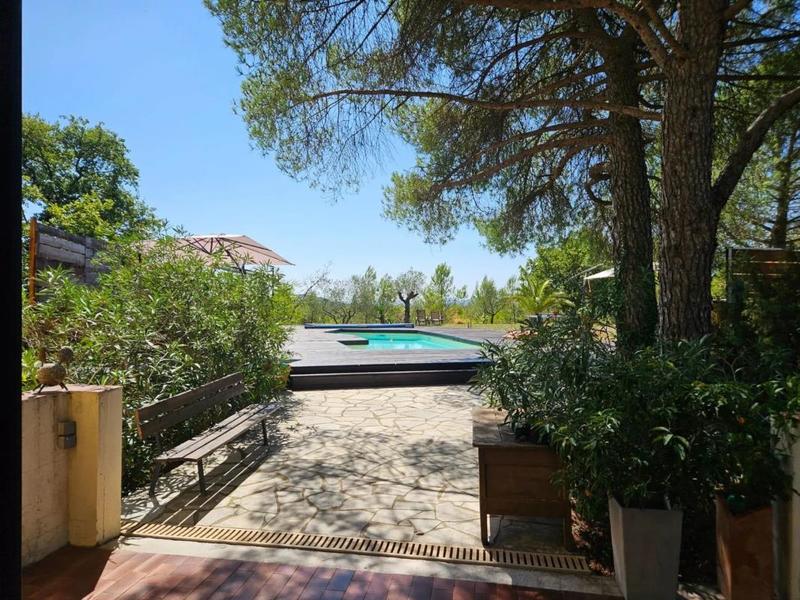 Maison - 175 m² - 7 pièces