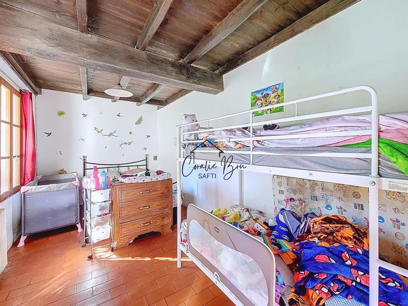 Maison - 260 m² - 5 pièces