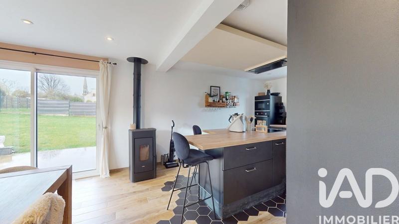 Maison - 99 m² - 4 pièces