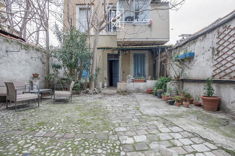 Studio - 27 m² - 2 pièces