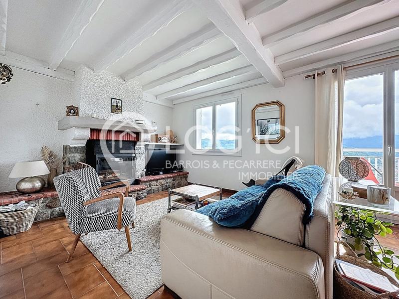 Maison - 180 m² - 7 pièces