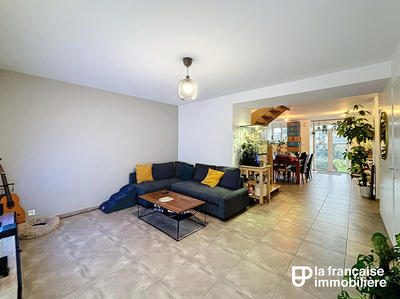 Maison - 95 m² - 5 pièces