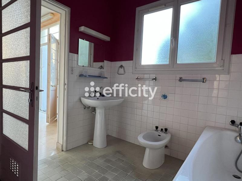 Appartement - 103 m² - 5 pièces