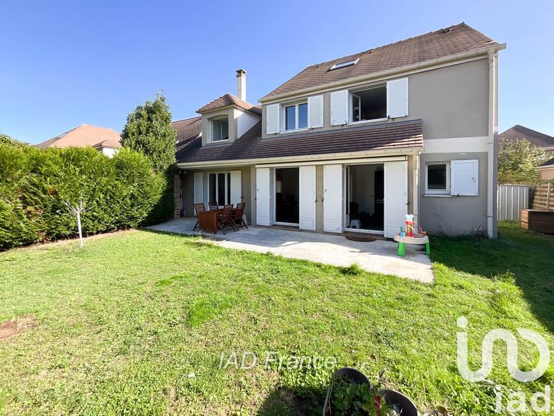 Maison - 190 m² - 8 pièces