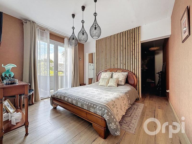 Maison - 199 m² - 4 pièces