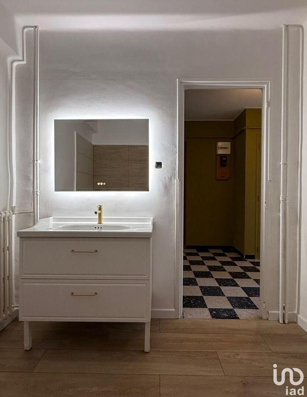 Appartement - 99 m² - 4 pièces