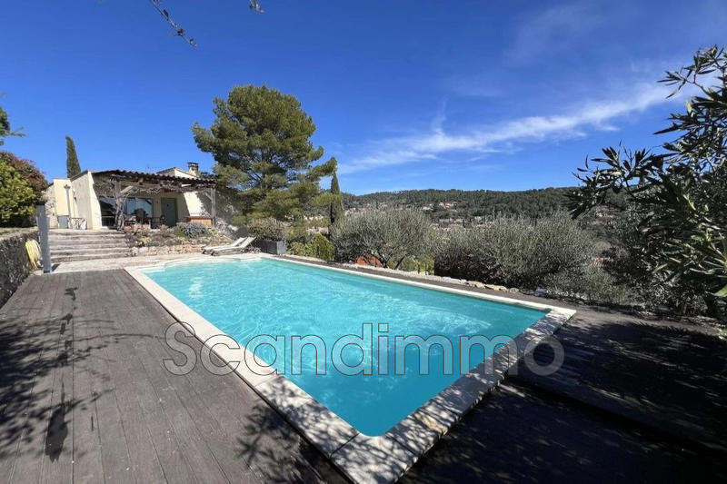 Villa - 161 m² - 6 pièces