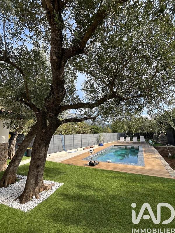 Appartement - 86 m² - 4 pièces