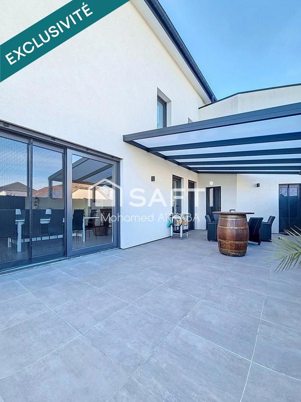 Maison - 260 m² - 9 pièces