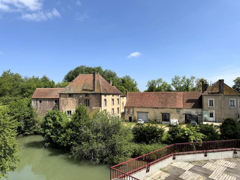 Local commercial - 350 m² - 10 pièces