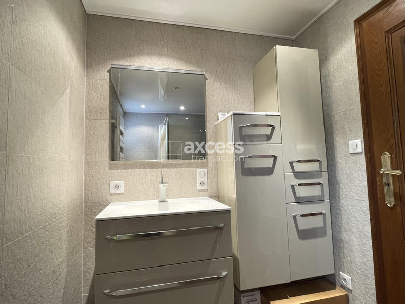 Maison traditionnelle - 145 m² - 5 pièces