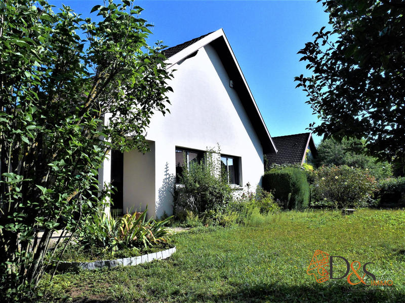 Maison - 110 m² - 5 pièces