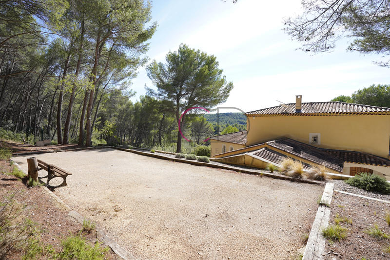 Maison - 170 m² - 5 pièces