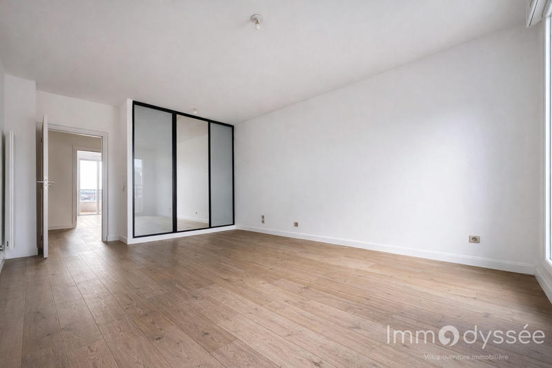 Appartement - 132 m² - 4 pièces