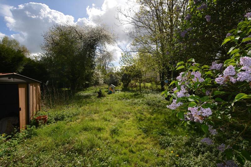 Terrain constructible - 840 m²