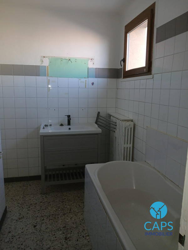 Appartement - 72 m² - 4 pièces