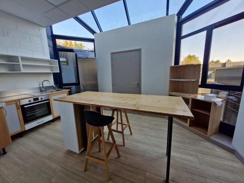 Bureau - 250 m²