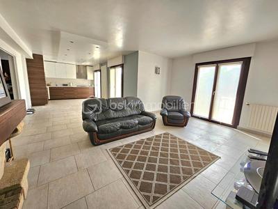 Pavillon - 130 m² - 6 pièces