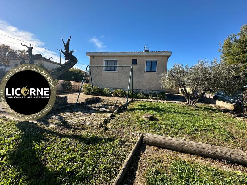 Villa - 90 m² - 4 pièces