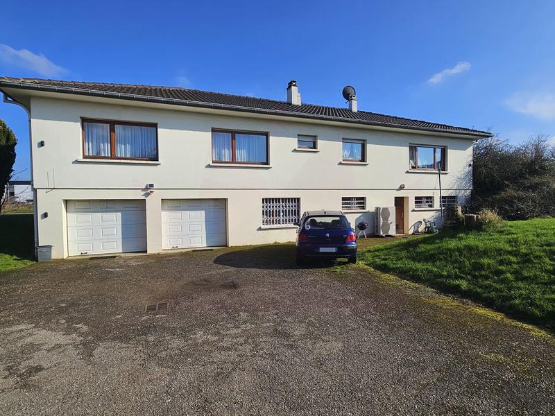 Maison - 166 m² - 8 pièces